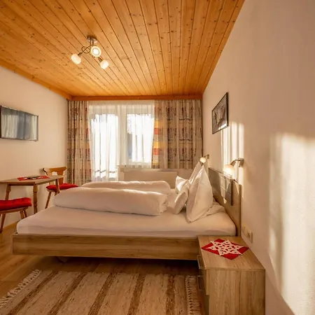 Krimbacher * Brixen im Thale